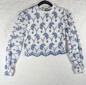258-Nwot Aqua White‎ and Blue Embroidered Blouse